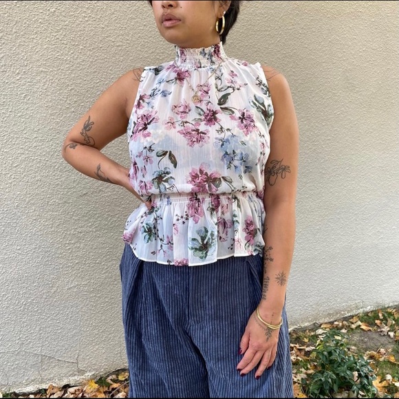 NW/OT Olivaceous sleeveless top - Picture 4 of 8